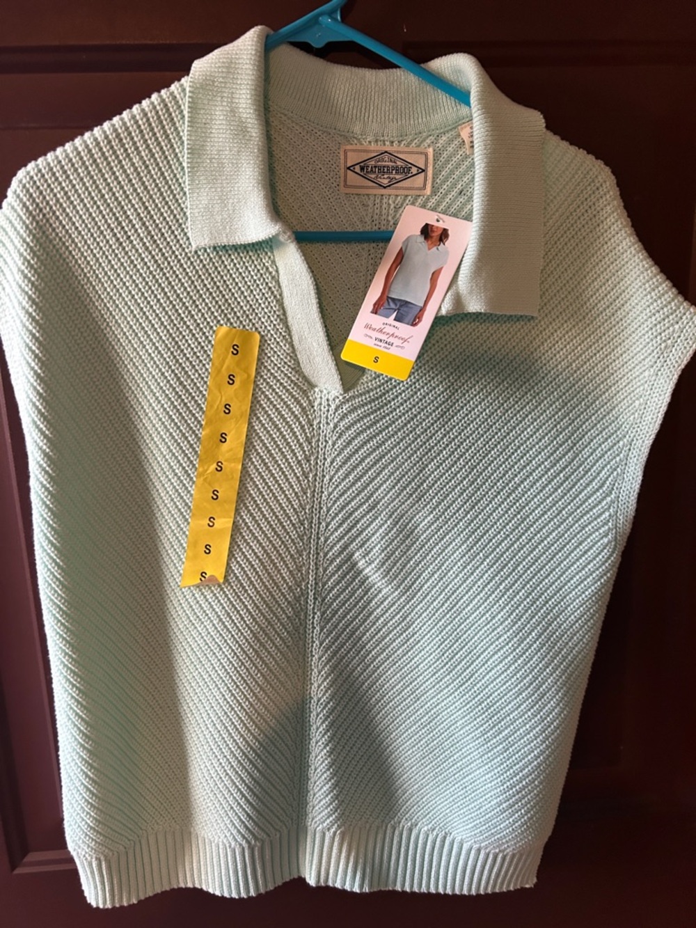 Weatherproof Mint Green Polo Knit Vest- beautiful color for spring - Picture 3 of 6